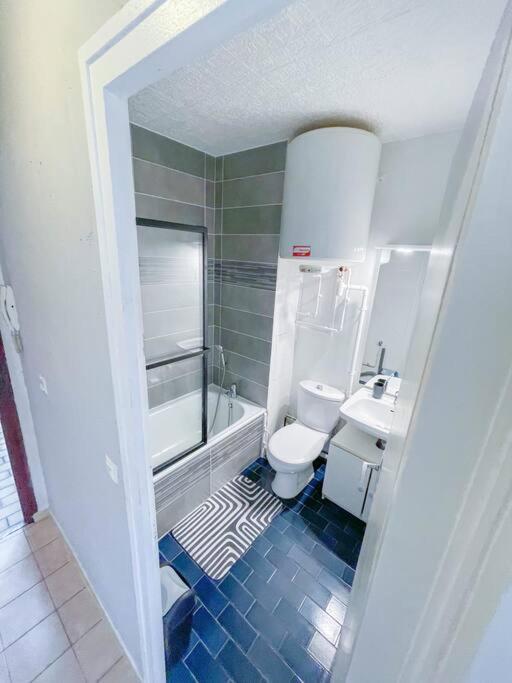 Studio Entierement Renove Cluses Exterior foto